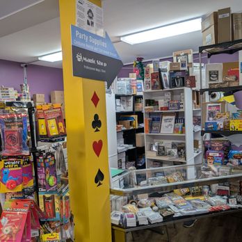Magic Twist Shop - Magic shop in the back. - Ice Cream & Frozen Yogurt Near Me - Amherst, New York