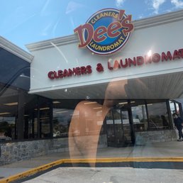 Exterior outside entrance of Dee's Cleaners & Laundromat - Front of DEES LAUNDROMAT. - Bristol, Connecticut Exterior outside entrance of Dee's Cleaners & Laundromat - Front of DEES LAUNDROMAT. - Bristol, Connecticut