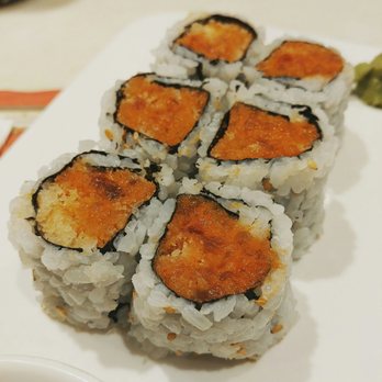 Gourmet Garden - Spicy Tuna Roll (lacked flavor and wouldn't get it again) - Sushi Bars Near Me - Wareham, Massachusetts Gourmet Garden - Spicy Tuna Roll (lacked flavor and wouldn't get it again) - Sushi Bars Near Me - Wareham, Massachusetts