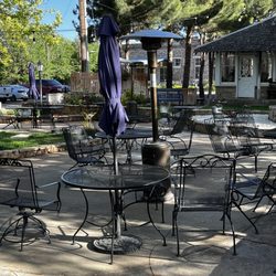 Blue Mountain Bar & Grill - Outdoor Patio