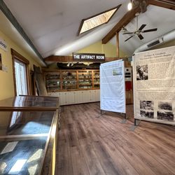 America's Stonehenge - Inside