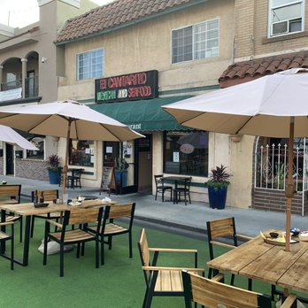El Cantarito - Tables out front - Mexican Near Me - Placentia, California El Cantarito - Tables out front - Mexican Near Me - Placentia, California