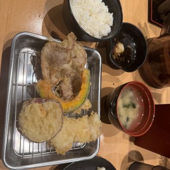 Tempura Kiki - Japanese Near Me - Honolulu, Hawaii Tempura Kiki - Japanese Near Me - Honolulu, Hawaii