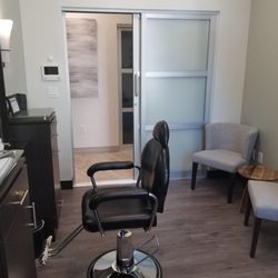 Jade's Beauty Salon - Inside Jade's Beauty Salon