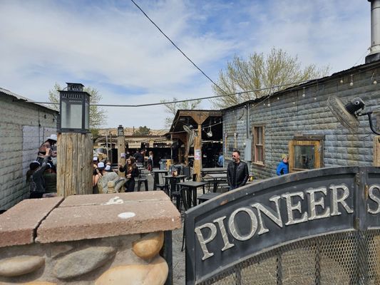 Pioneer Saloon by null