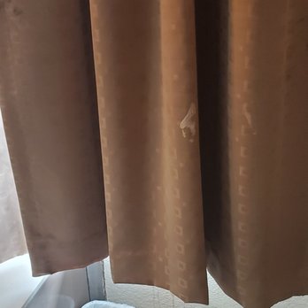 Days Inn by Wyndham Salisbury - Dried up food on curtain - Hotels Near Me - Salisbury, Maryland Days Inn by Wyndham Salisbury - Dried up food on curtain - Hotels Near Me - Salisbury, Maryland