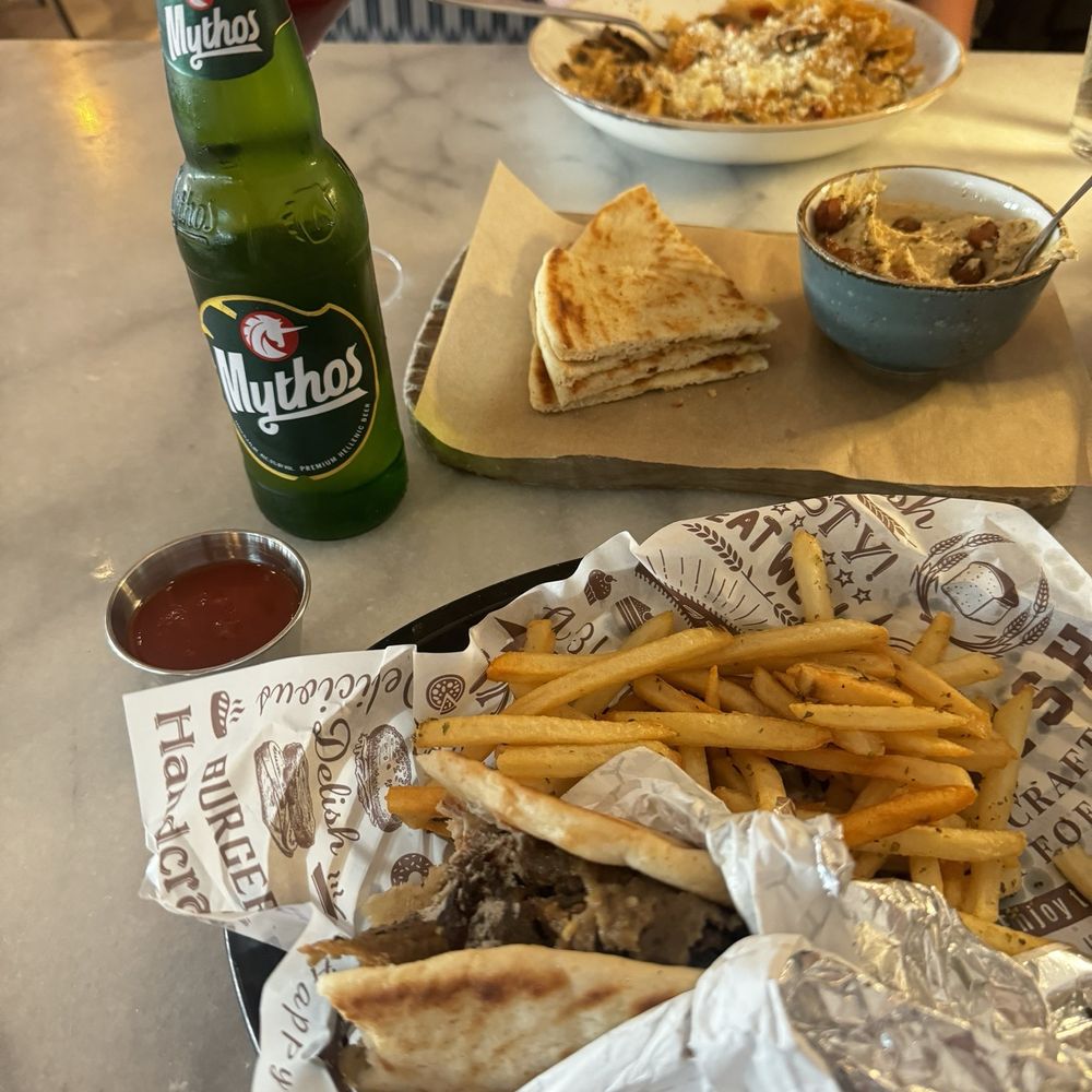 Gyro Pita Hummus Gyro Pita Hummus