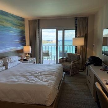 Sheraton Waikiki Beach Resort - Hotels Near Me - Honolulu, Hawaii