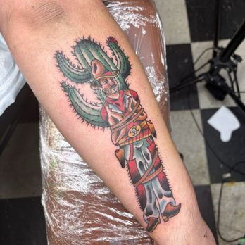 Empire Tattoo - Tattoo - Piercing Near Me - Halethorpe, Maryland Empire Tattoo - Tattoo - Piercing Near Me - Halethorpe, Maryland