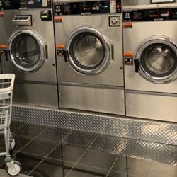 Ridge Laundromat - I feel home