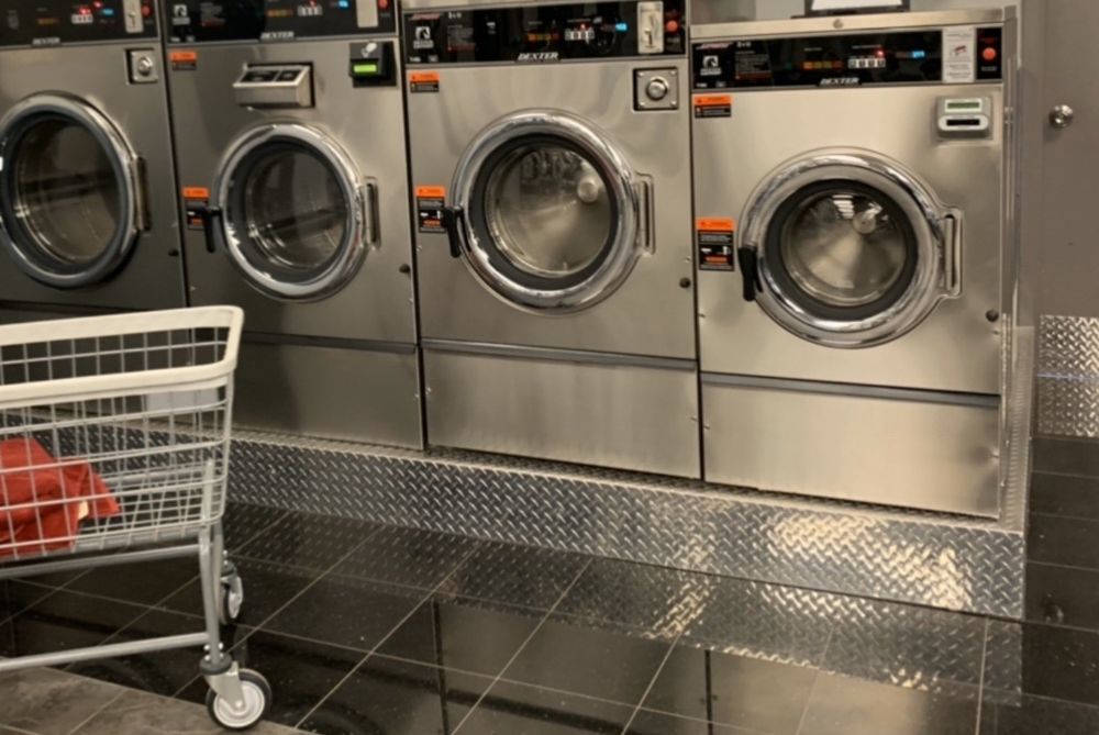 RIDGE LAUNDROMAT 11 Photos & 11 Reviews 148 Ridge Rd, North