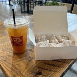 PJ's Coffee - Peach Palmer Tea and six Beignet!