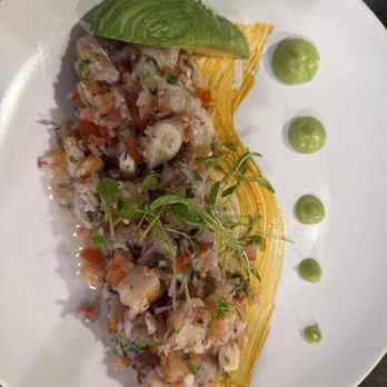 Holbox - Ceviche de pescado - Latin American Near Me - Los Angeles, California
