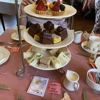 Green Spring Gardens - Tea service, and after this we got a scone with cream and jam. - Botanical Gardens Near Me - Alexandria, Virginia