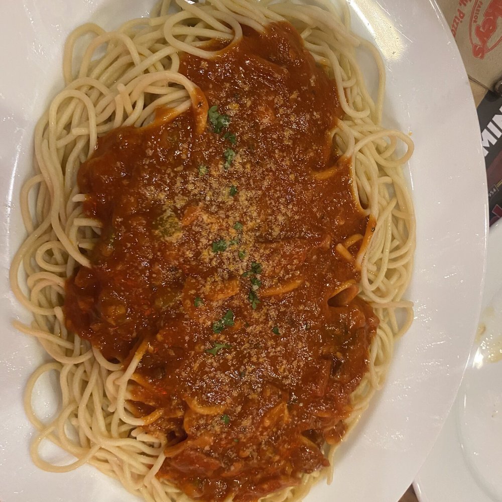 Shakey's Pizza - Red sauce tasteless (nice photo though) - Fast Food Near Me