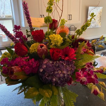 Donner Flower Shop - Florists Near Me - Bend, Oregon