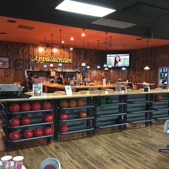 10 High Country Lanes - Bar Area - Bowling Near Me - Boone, North Carolina