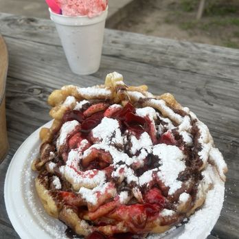 Keke's Snow Balls - Funnel cake with strawberry and chocolate sauce - Shaved Ice Near Me - Willis, Texas Keke's Snow Balls - Funnel cake with strawberry and chocolate sauce - Shaved Ice Near Me - Willis, Texas