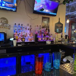 Gino Bros Pizza Bar