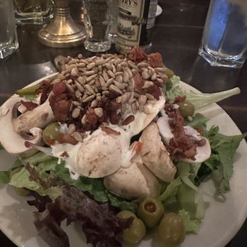 Sperry's Restaurant - Salad bar - Steakhouses Near Me - Franklin, Tennessee