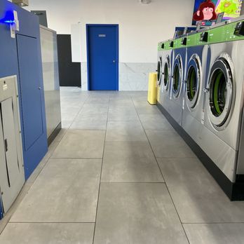 The Wash Zone - Laundromat Near Me - Baltimore, Maryland The Wash Zone - Laundromat Near Me - Baltimore, Maryland