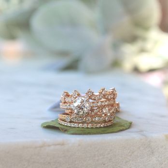 REEDS Jewelers - Wedding rings you'll love - Jewelry Near Me - Chesapeake, Virginia REEDS Jewelers - Wedding rings you'll love - Jewelry Near Me - Chesapeake, Virginia