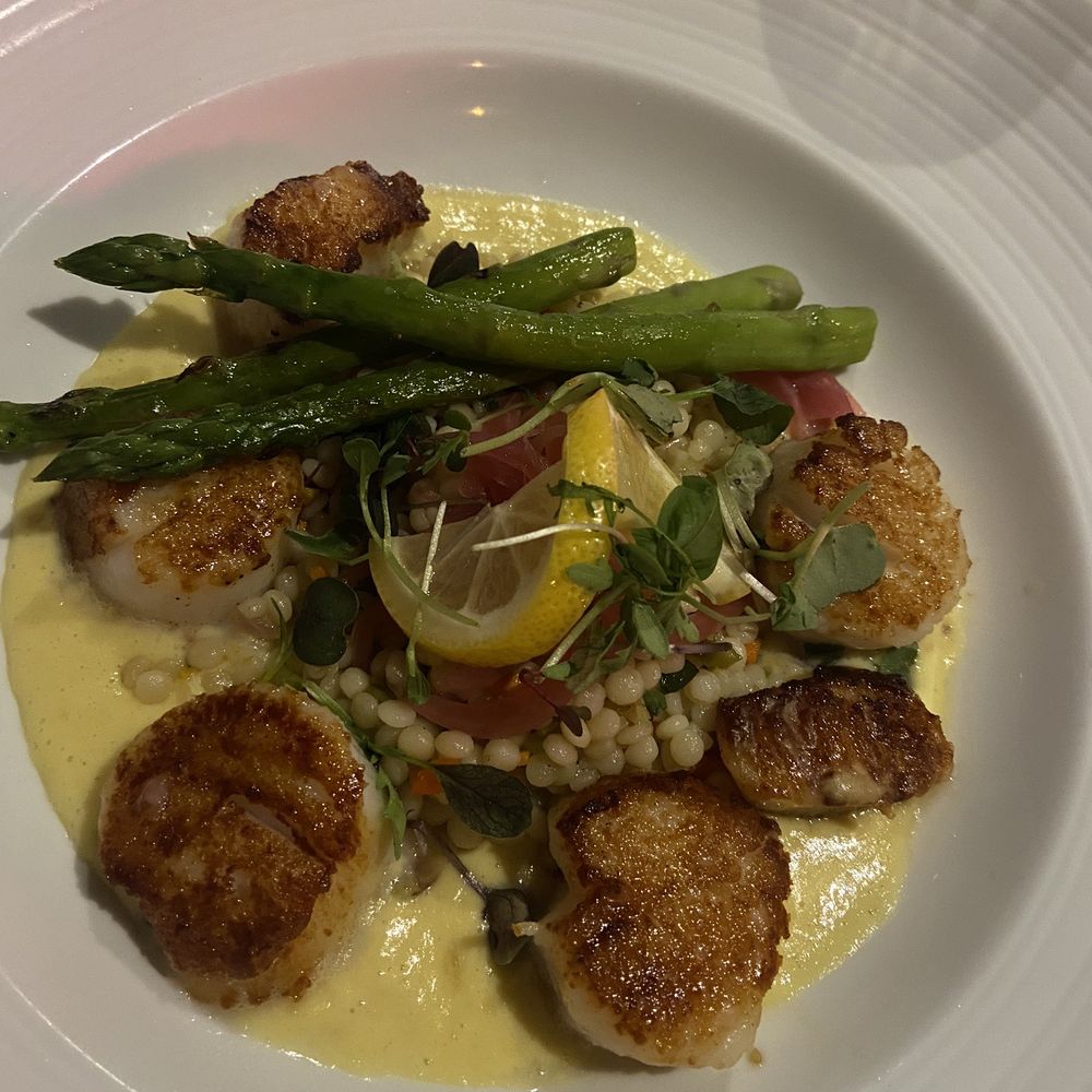 Viera on Main - Scallops - New American Near Me - Chatham, Massachusetts Viera on Main - Scallops - New American Near Me - Chatham, Massachusetts