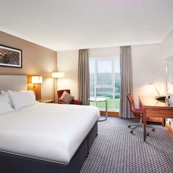DoubleTree by Hilton Hotel Coventry - Guest room