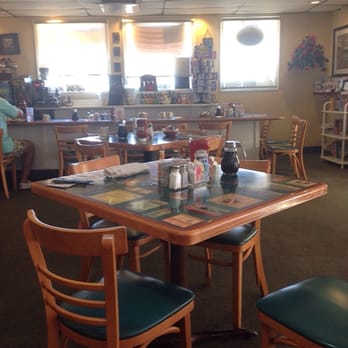 Sunshine Cafe - Outdated, but I love the feel. - Breakfast & Brunch Near Me - Cathedral City, California Sunshine Cafe - Outdated, but I love the feel. - Breakfast & Brunch Near Me - Cathedral City, California