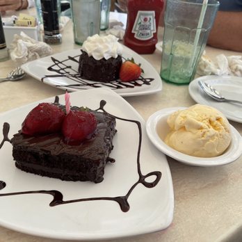 The Dune Deck Cafe - Desserts - Breakfast & Brunch Near Me - Lantana, Florida