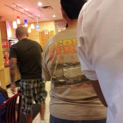 Popeye's Chicken - Long lines :-(
