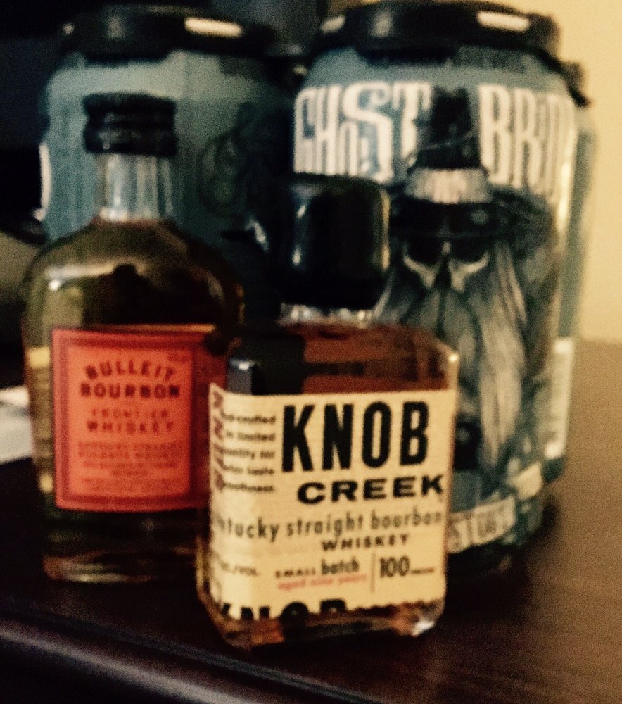 Social spots from Lil Steve's