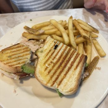 Cafe Romeo - Breakfast & Brunch Near Me - Romeoville, Illinois Cafe Romeo - Breakfast & Brunch Near Me - Romeoville, Illinois