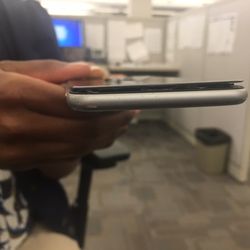 HiTech Wireless - Screen peeling off
