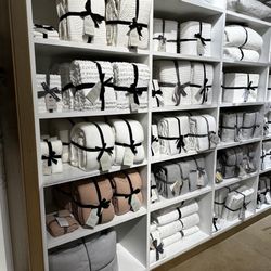 west elm - Super organized!