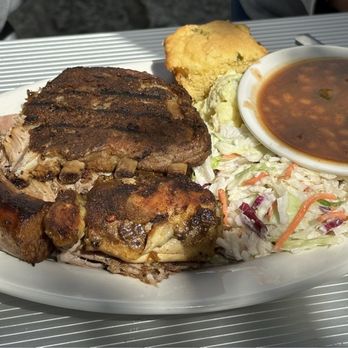 Atlantic Brewing Company - BBQ mixed plate - Breweries Near Me - Bar Harbor, Maine