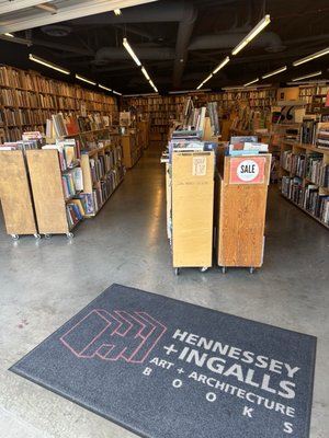 Hennessey + Ingalls by null