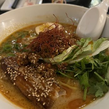 Momosan Waikiki - Tonkotsu Ramen - Ramen Near Me - Honolulu, Hawaii