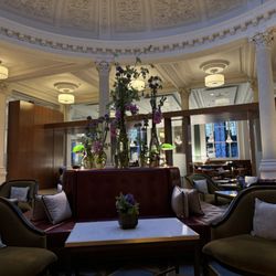 Threadneedles, Autograph Collection - Library lounge