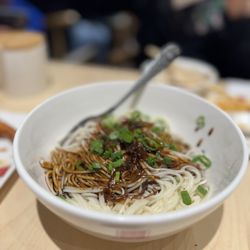 Shanghai Taste - Scallion noodle