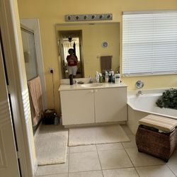 Tubs & More Plumbing Showroom - Primary bath- before