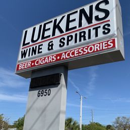 Exterior photo of Luekens Wine & Spirits - Seminole, Florida Exterior photo of Luekens Wine & Spirits - Seminole, Florida
