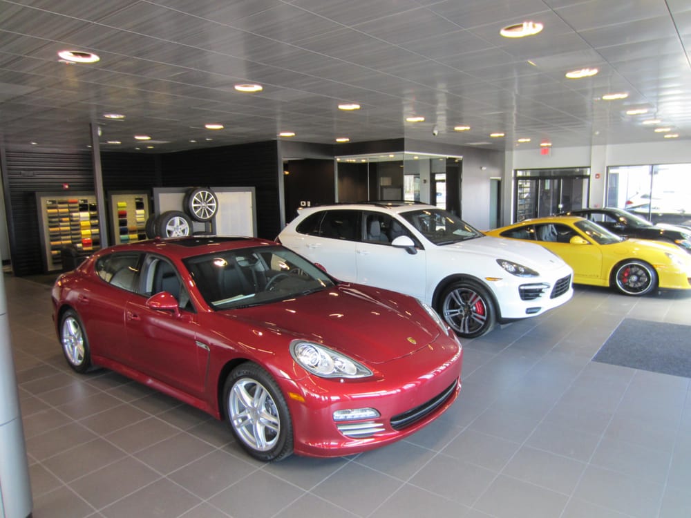 PORSCHE OF WALLINGFORD Updated September 2024 11 Photos 800 S