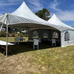 BZ Tent Rentals - Celebration of Life Event July 2022.  Set up for 60  5 Star Rating for BZ tent  Set-up and take-down well down.  Highly recommend.
