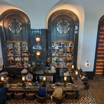 Rundle Bar - Lounges Near Me - Banff, Alberta Rundle Bar - Lounges Near Me - Banff, Alberta