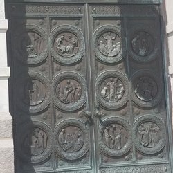 Notre Dame Church - That's what I call a door!