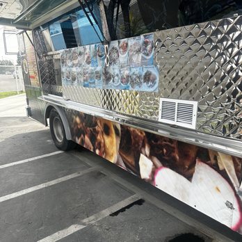 Lara’s Taqueria - Menu and truck - Mexican Near Me - Turlock, California Lara’s Taqueria - Menu and truck - Mexican Near Me - Turlock, California