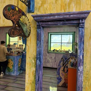 Van Goghblin Cafe - Inside - Coffee & Tea Near Me - Orlando, Florida