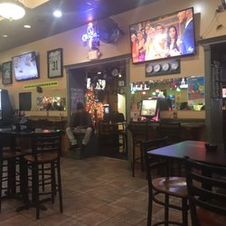 Double D's Sports Bar & Grill