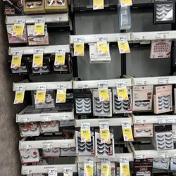Walgreens - 50% lashes and lash application